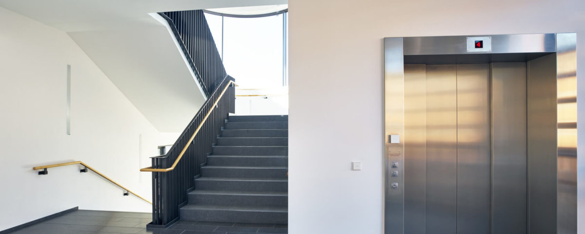 Nettoyage de copropriété parties communes escalier et ascenseur immeuble rennes nantes